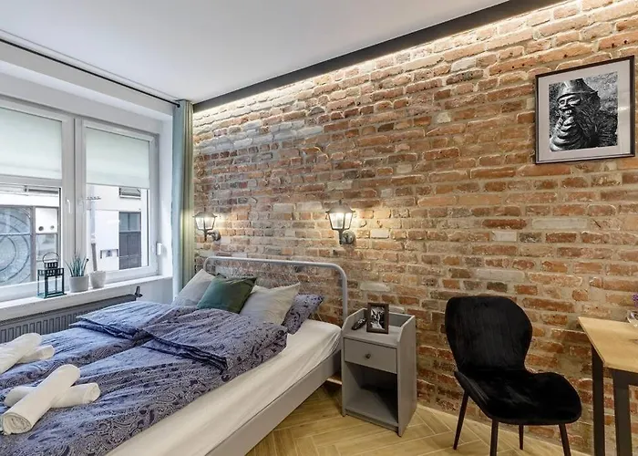 Weronika\'S Urban Hideaway
